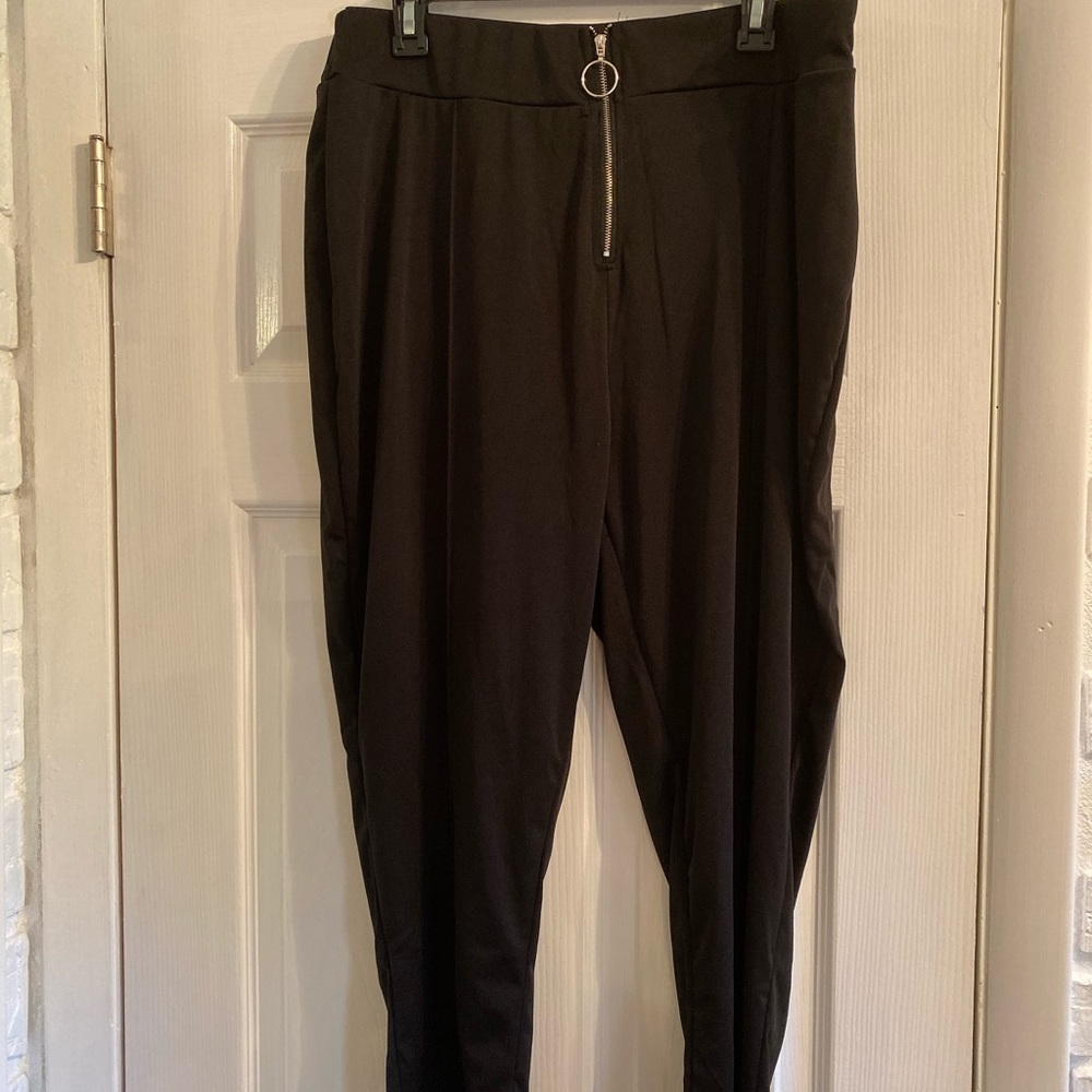 Zip Front Capris from SHEIN